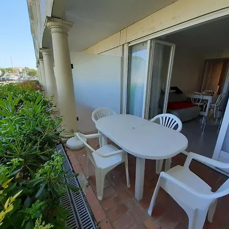 شقة T2 Face Au Port De Plaisance Et Plage D'eyrac -terrasse -parking *